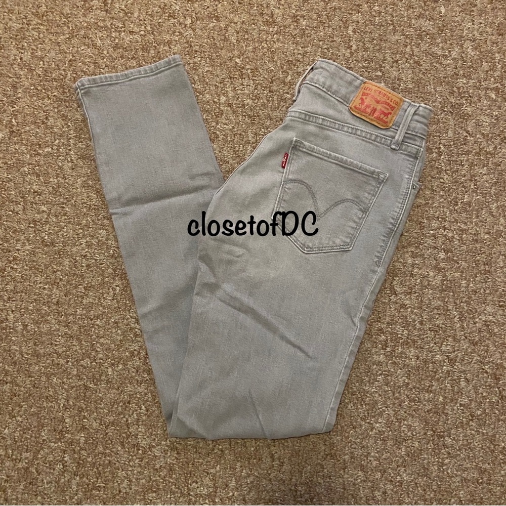 Levi’s Mid Rise Skinny Jeans